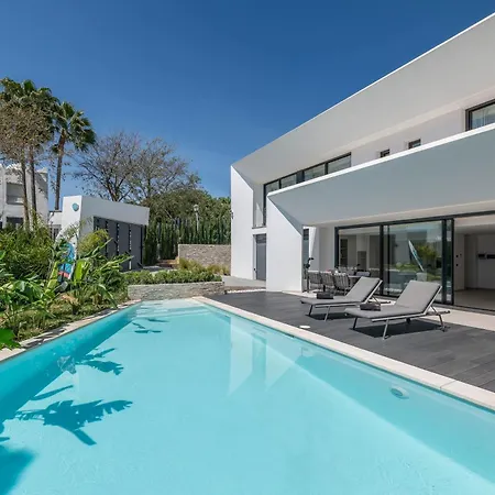 Newly Built Luxury 4 Bdrm With Sea View * Marbella